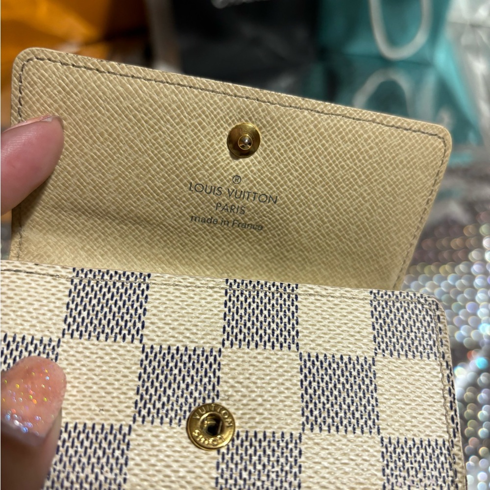 Louis Vuitton Key Pouch - Picture 7 of 8